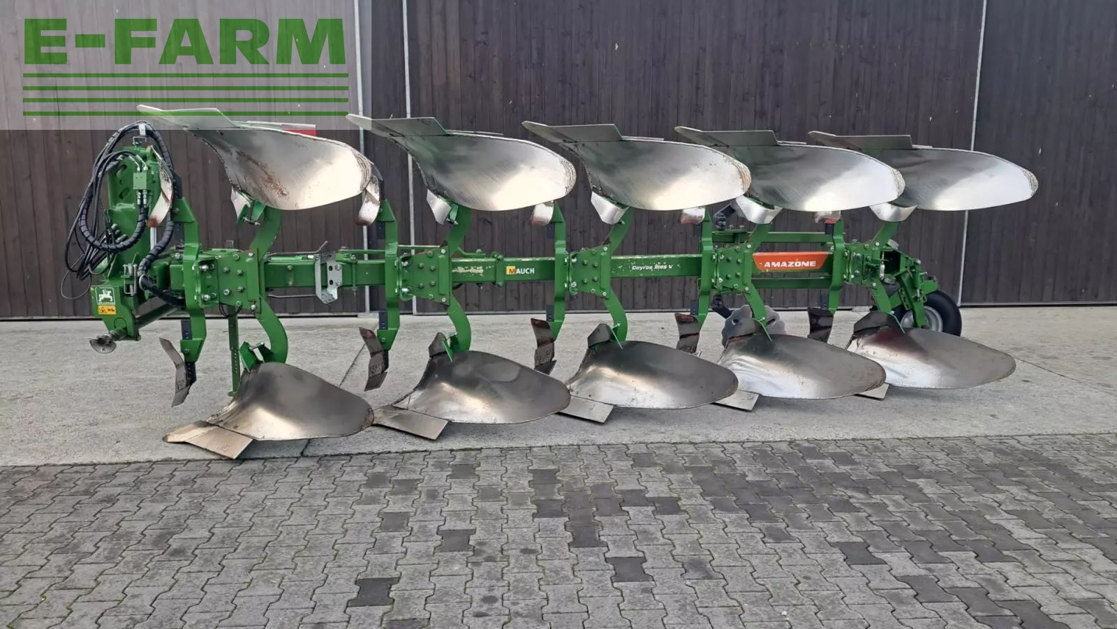 Amazone cayros xms 1050 vario Plough €15,000