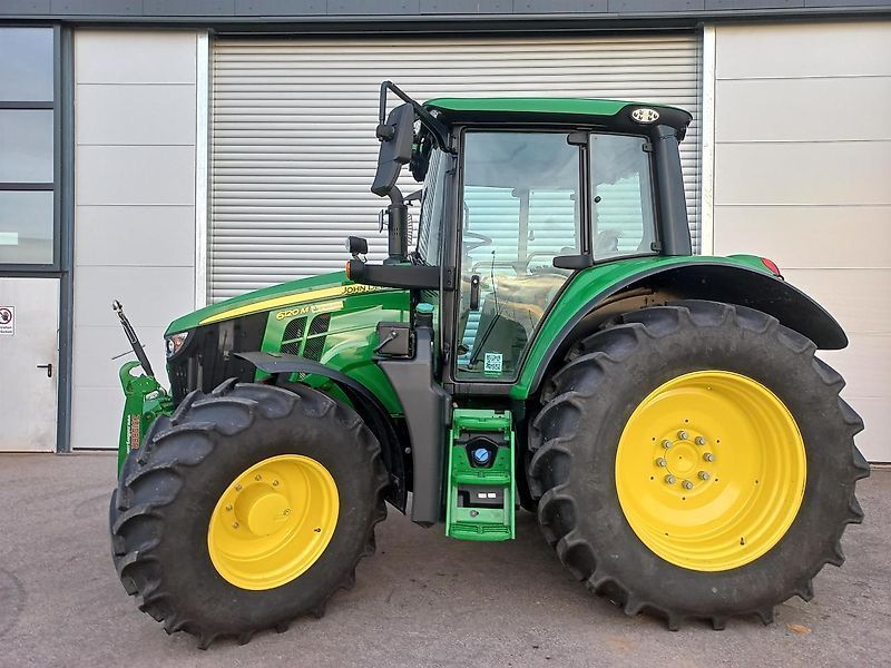 John Deere 6120 M Traktor 102.600 €