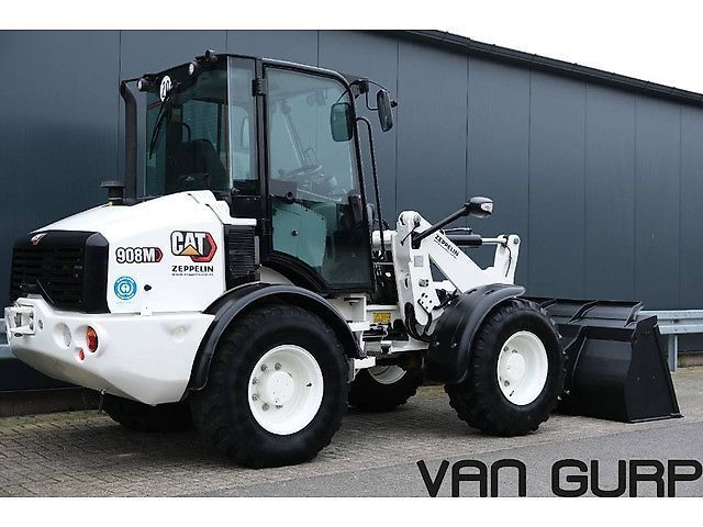 Caterpillar 908 | 2020 | 2599h Wheel loader €39,995