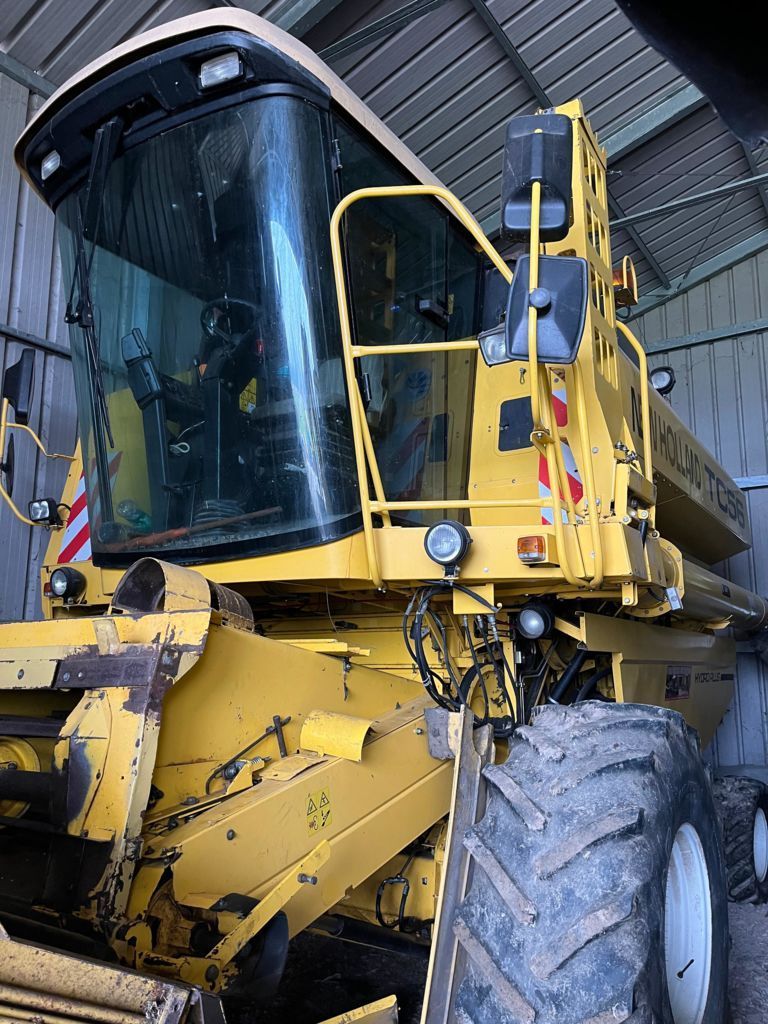 New Holland TC 56 Kombajn zbożowy