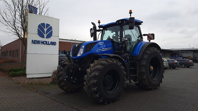 E-FARM: New Holland T7.300 - Tractor - id P2JKRTN - 184.790 € - Año: 2023 - Horas: 685,Potencia del motor: 300,Alemania