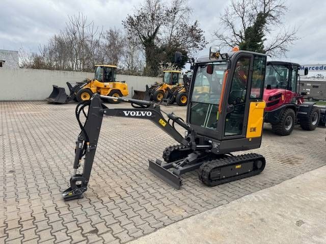 VOLVO ec18e Mini excavator €25,750