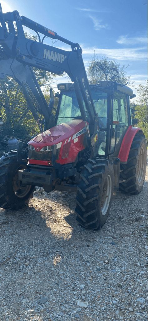 E-FARM: Massey Ferguson 5410 - Traktor - id HWSSBUK - 41.500 € - Baujahr: 2014 - Abgelesene Motorstunden: 2.550,Motorleistung (PS): 75,Frankreich