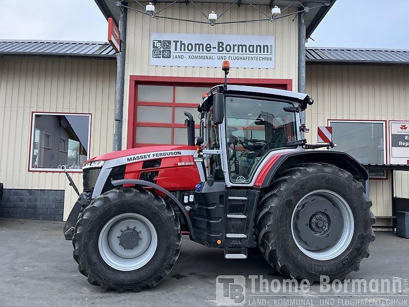 Massey Ferguson 8S.265 Трактор 172 500 €