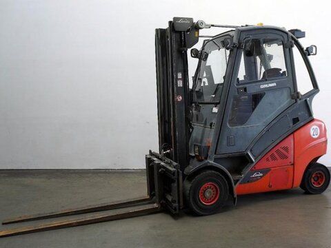 E-FARM: Linde h 35 t evo 393-02 - Stivuitor - id Q9AELZU - 9.450 EUR - Anul: 2015 - Citeste ore: 10.527,Germania
