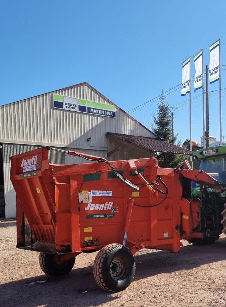 E-FARM: Jeantil dp 5800 re - Fütterungstechnik Sonstige - id ILGLCXK - 5.200 € - Baujahr: 2002 - Frankreich