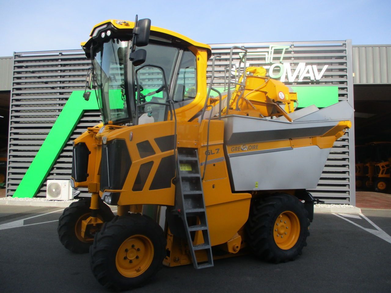 GREGOIRE BESSON gl7.4 Cosechadora de uvas
