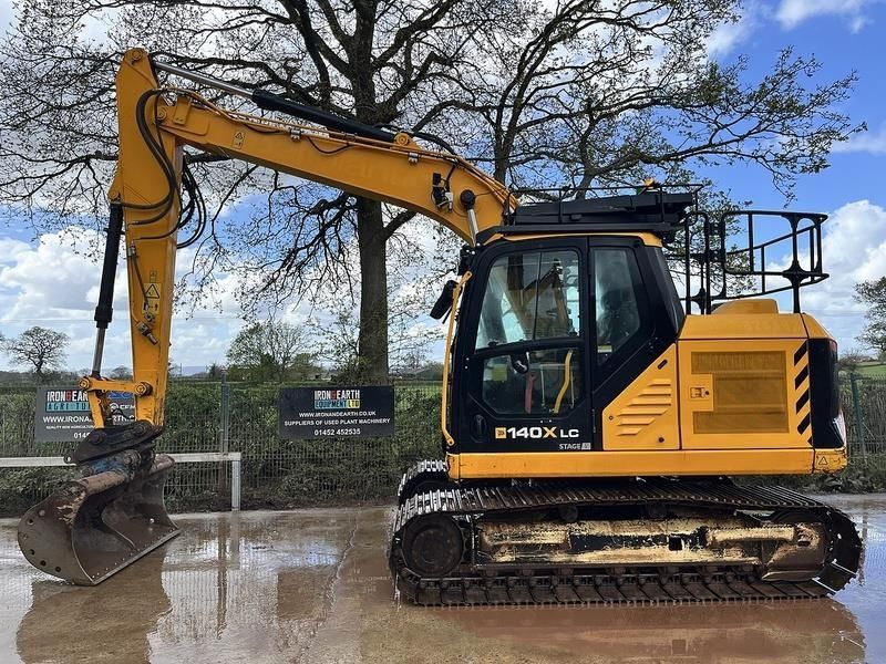 JCB 140x lc excavator Excavadora de orugas 51.897 €
