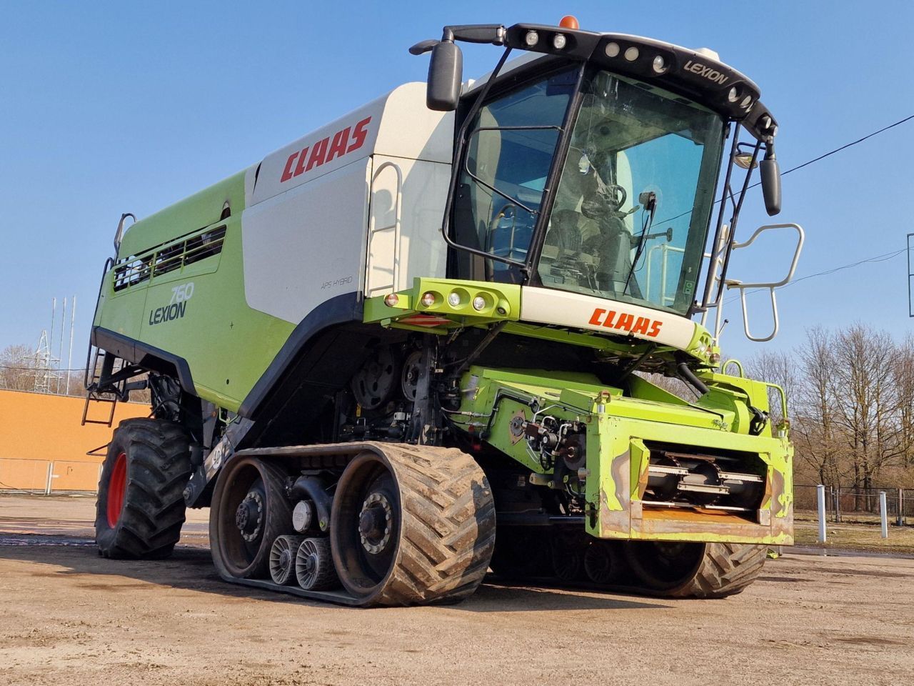 Claas Lexion 760 Terra Trac Combine harvester €119,000