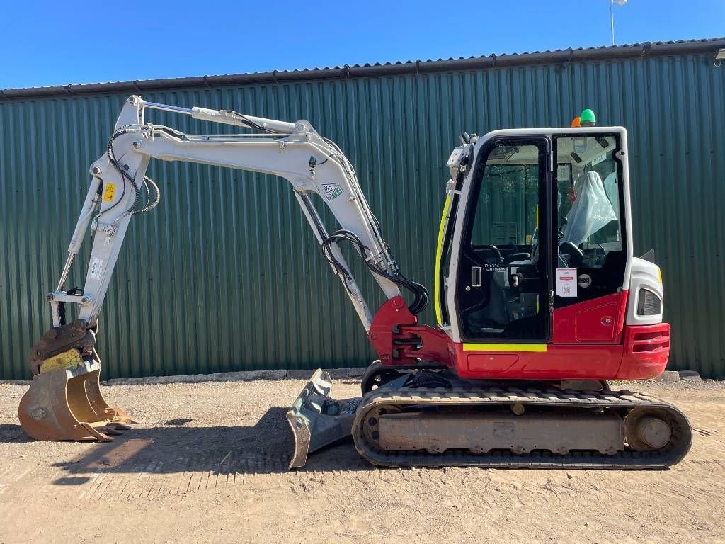 Takeuchi tb 250 Mini-pelle 38 838 €