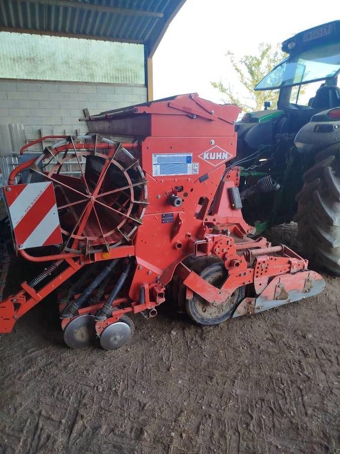 E-FARM: Kuhn INTEGRA 3003 - Диско-высевная комбинация - id AKCKUAP - 23 000 € - Год выпуска: 2016 - Франция