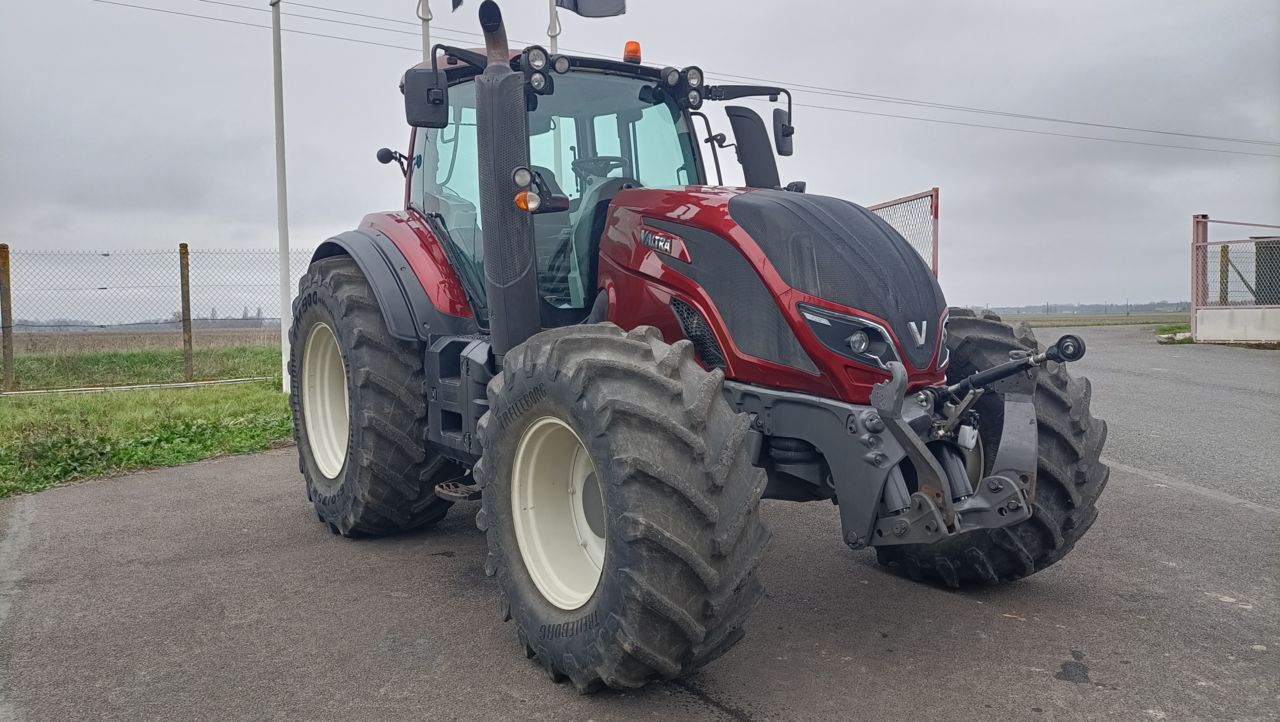 Valtra T 234 Tractor €70,000