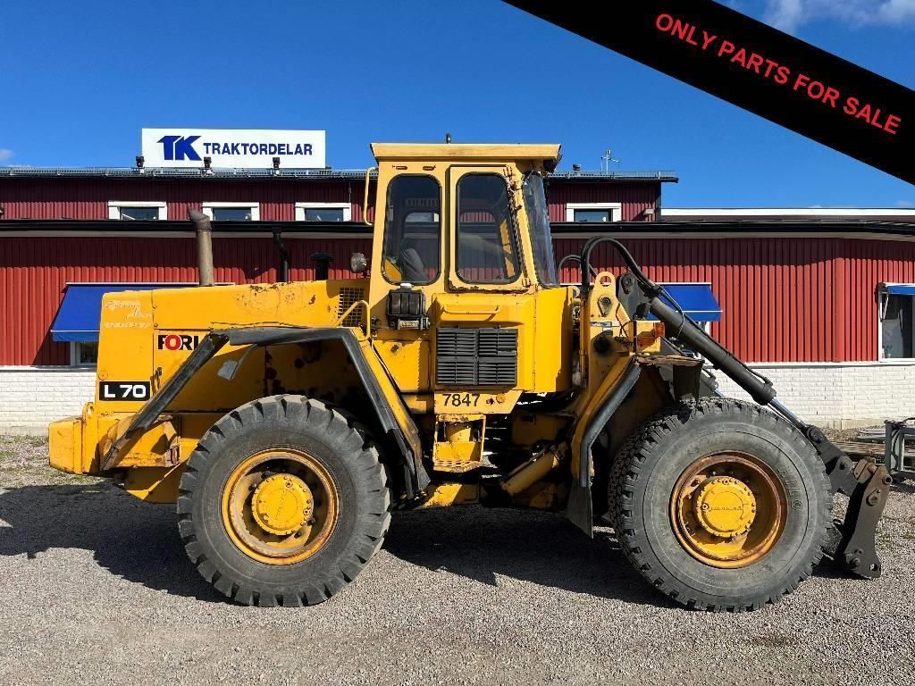 E-FARM: VOLVO 4300b dismantled. only spare parts - Wheel loader - id FFAMWTN - Year of construction: 1984 - Sweden