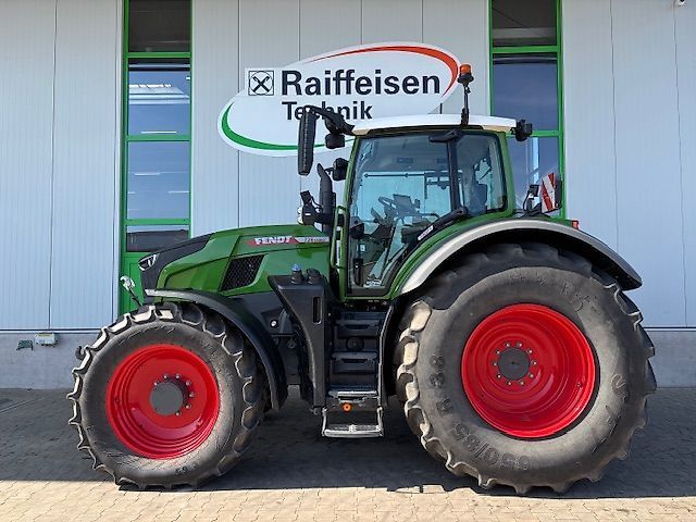 Fendt 728 Vario Profi Plus Tractor