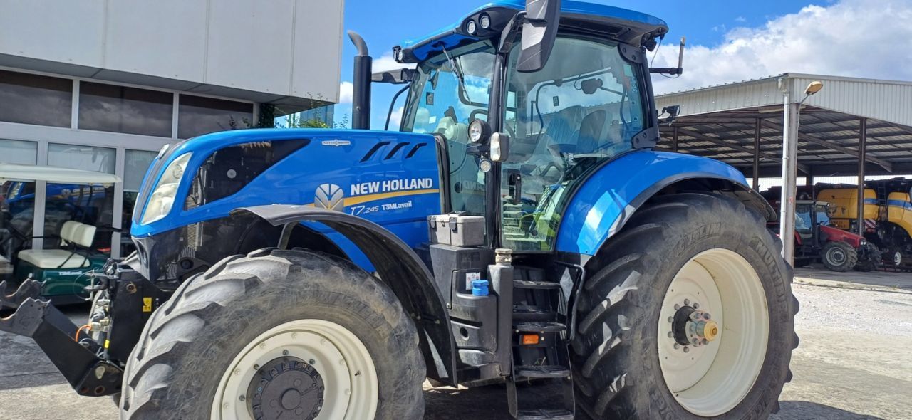 E-FARM: New Holland T7.245 - Tracteur - id D3X42ID - 86 000 € - Année: 2019 - Lecture du nombre d'heure: 3 798,Puissance du moteur (chevaux): 200,France