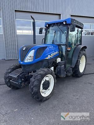New Holland T4.90 F Tractor €34,000