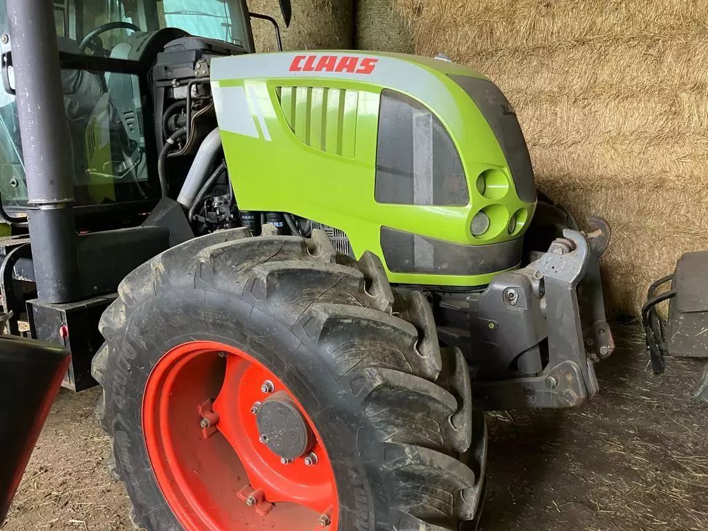 E-FARM: Claas Arion 620 C - Tractor - id IZN5MYC - 37.250 EUR - Anul: 2010 - Citeste ore: 6.850,Muterea motorului: 120,Franța