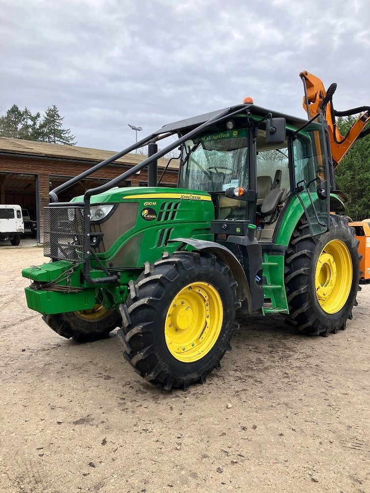 E-FARM: John Deere 6110 M - Tracteur - id MTM3NXS - 57 999 € - Année: 2019 - Lecture du nombre d'heure: 2 200,Puissance du moteur (chevaux): 110,France