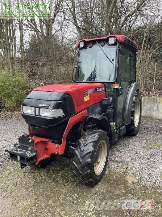 Case IH Quantum 95 V Traktor 30 900 €