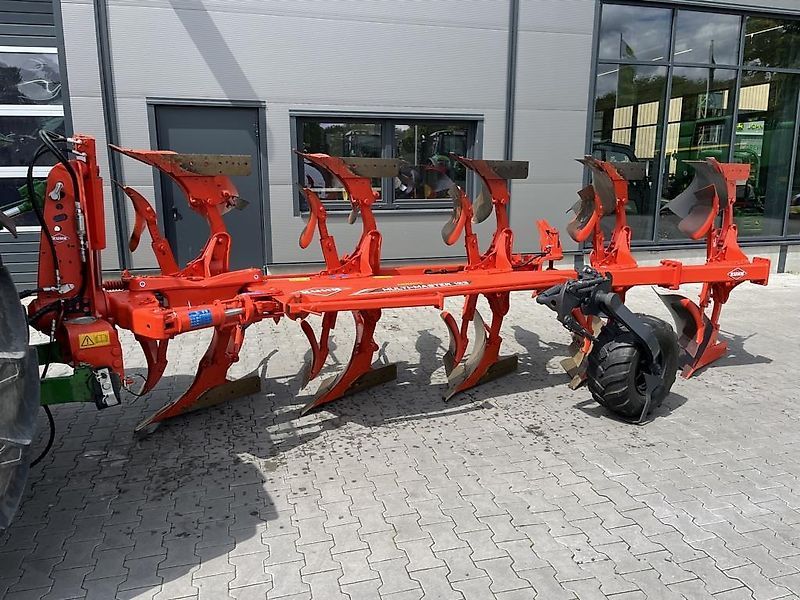 Kuhn multi-master 123 Plough €24,300