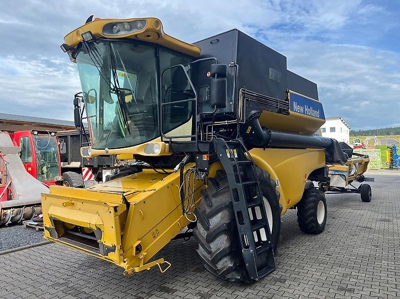E FARM New Holland CS 540 id RM6NRKN 63 303 2005 2 600 238