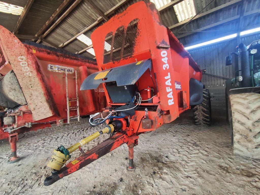 sodimac rafal 3400 Épandeur de fumier et de compost 16 000 €