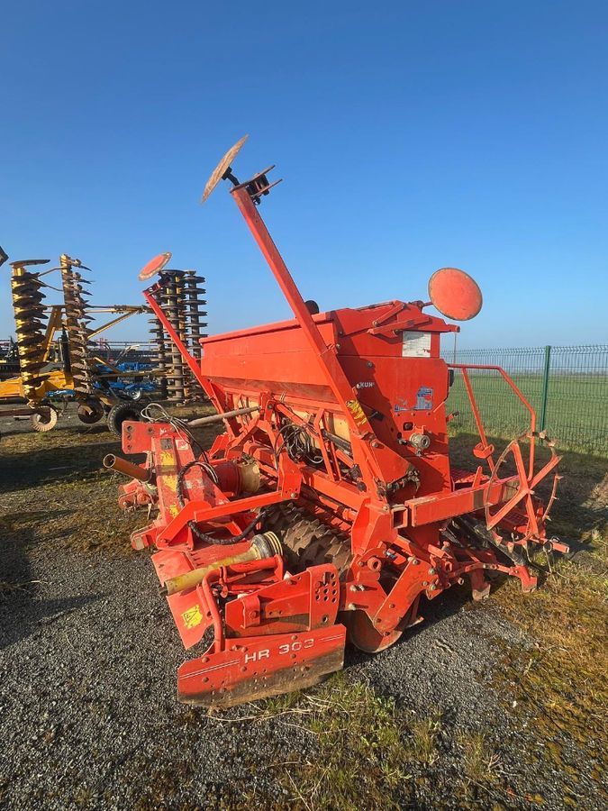 E-FARM: Kuhn integra 3000 - Drill - id VS7RISB - €5,000 - Year of construction: 2002 - France