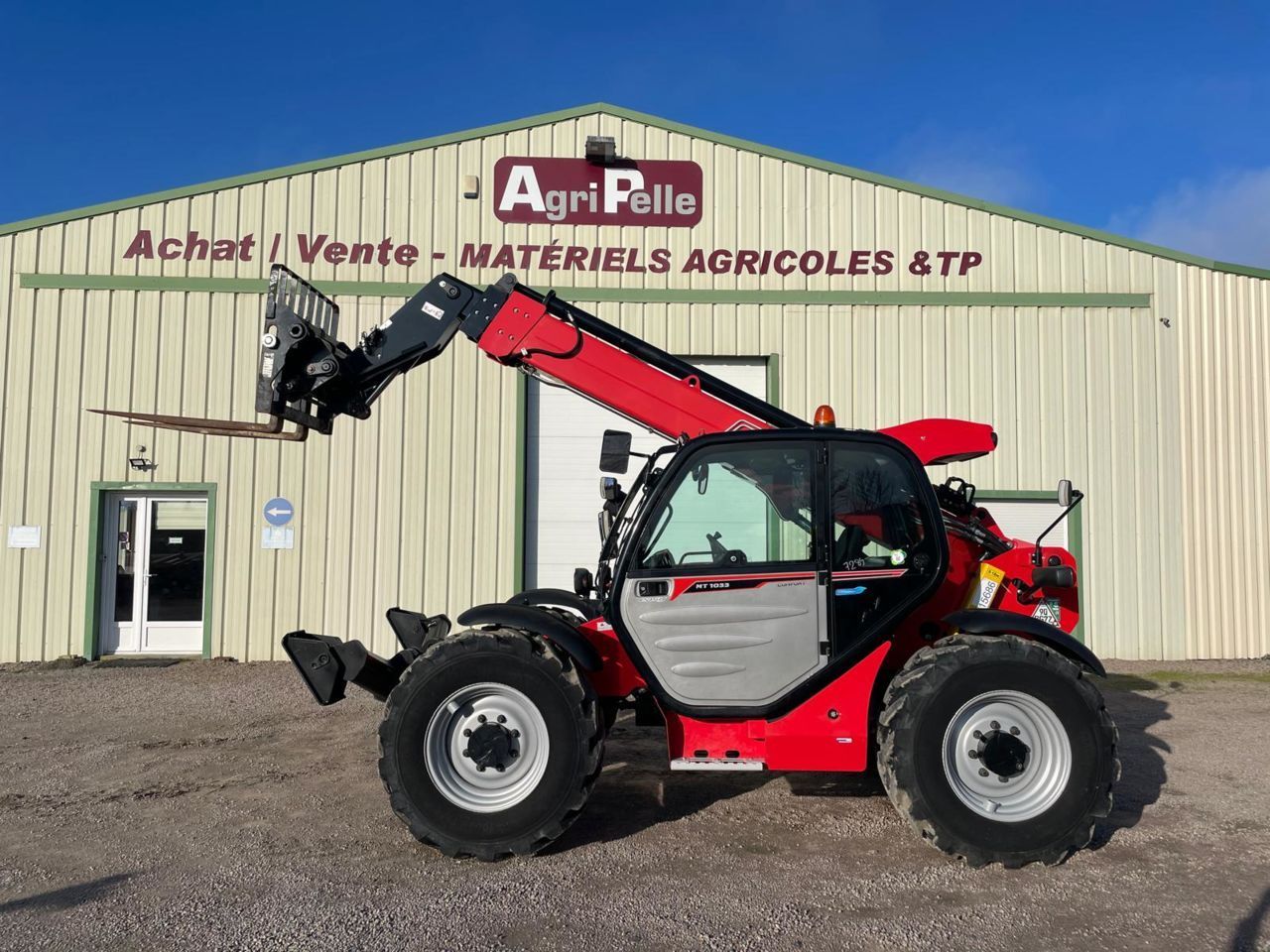 E-FARM: Manitou mt1033 - Chargeur télescopique  - id ATWRLIL - 61 000 € - Année: 2022 - Lecture du nombre d'heure: 905,Puissance du moteur (chevaux): 75,France