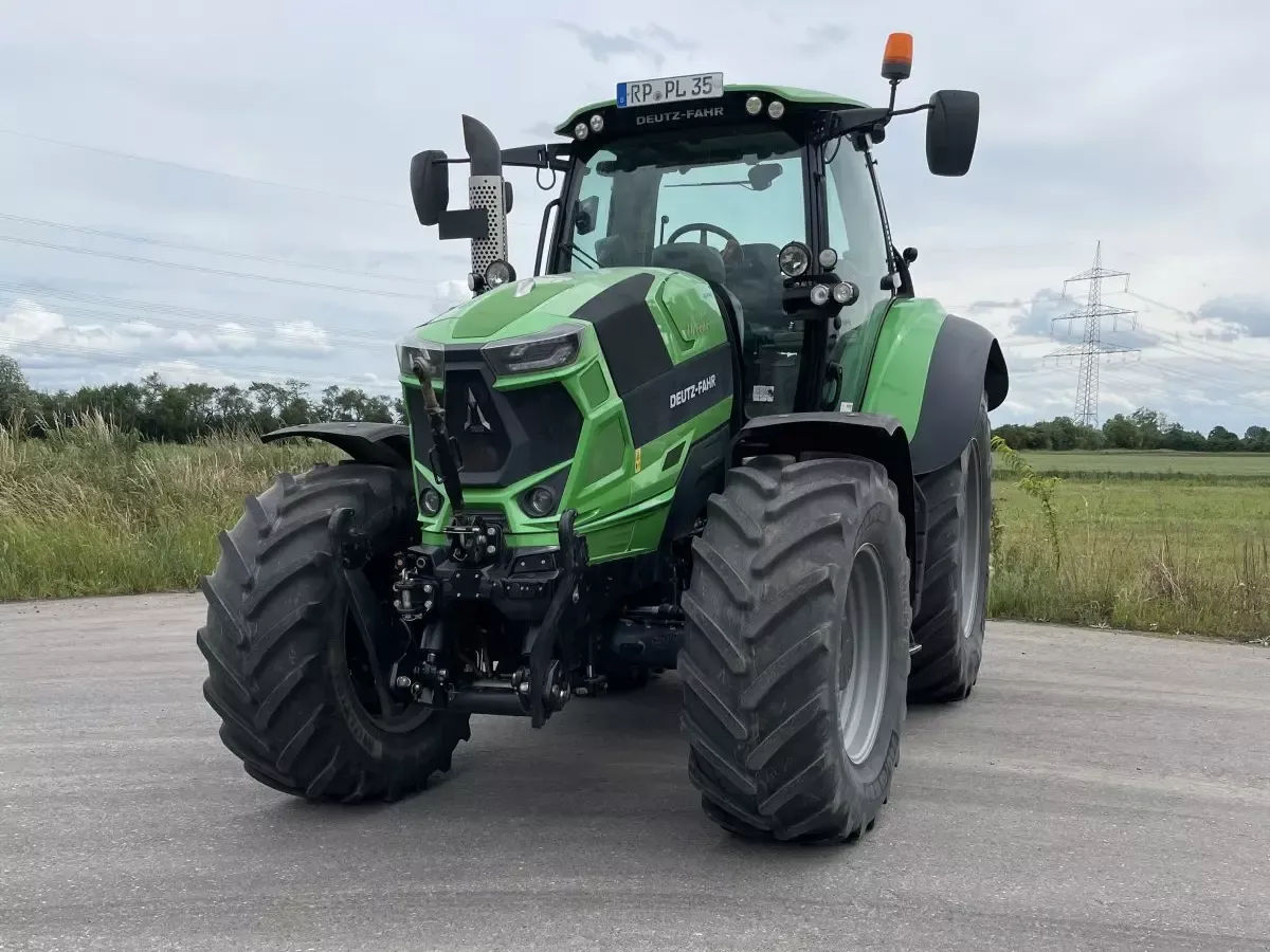 E-FARM: Deutz-Fahr Agrotron 6215 TTV - Tractor - id AUAINDJ - 105.000 € - Año: 2019 - Horas: 2105,Potencia del motor: 214,Alemania