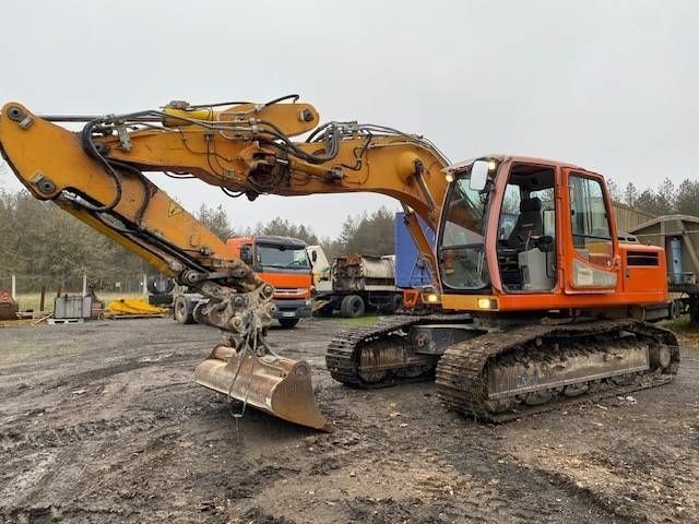 Liebherr r 904 c Pelleteuse sur chenilles 24 000 €