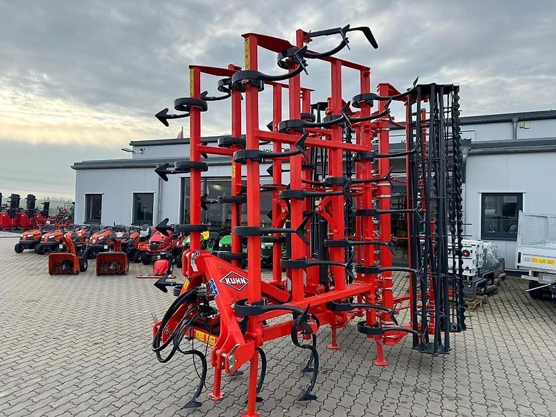 E-FARM: Kuhn Prolander 600 R - Kultywator - id C1YSRZ1 - 22 500 € - Rok produkcji: 2023 - Niemcy