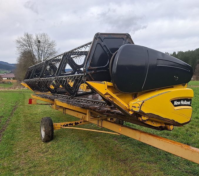 New Holland 20 fuß Header €9,900