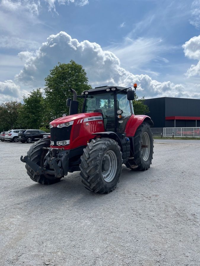 Massey Ferguson 7620 Dyna-VT Tractor €50,000