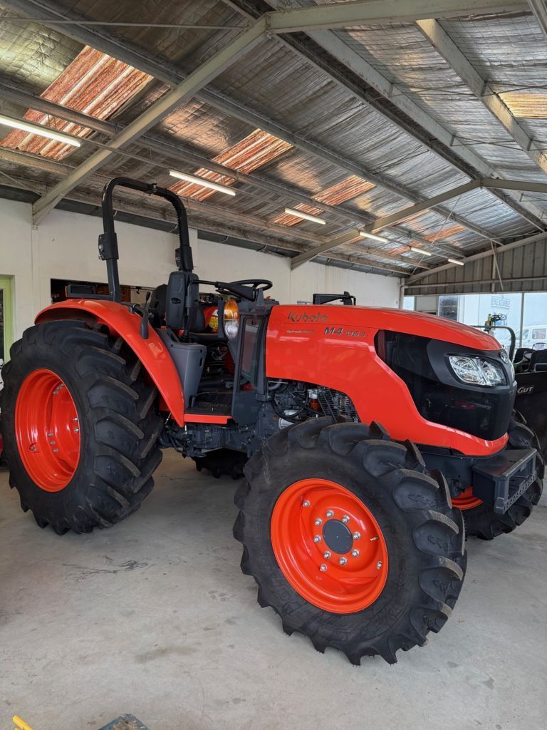 Kubota M4063 Tractor 39.000 EUR
