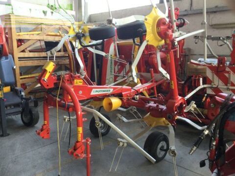 Pöttinger Hit 4.54 Karuzelowy przetrząsacz do siana