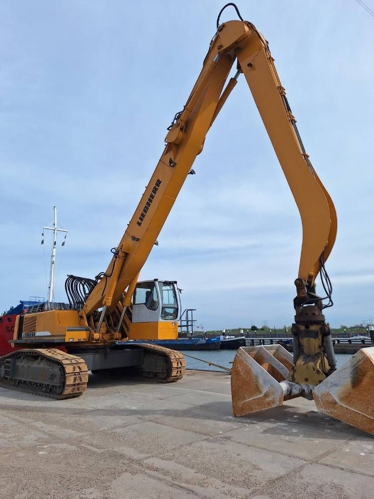 Liebherr r974b ew Crawler excavator
