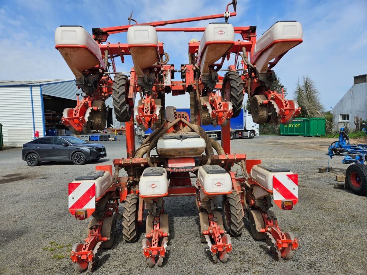 Kuhn Maxima 2 R Maszyna do siewu punktowego 16 000 €