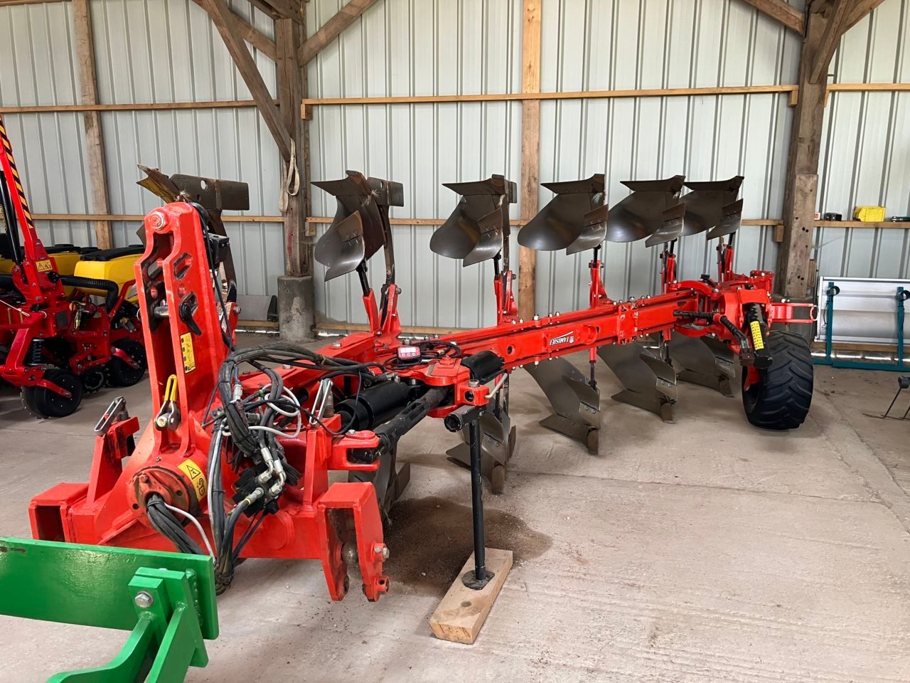 E-FARM: GREGOIRE BESSON rcw 47 - Plough - id JTZTMHJ - €17,000 - Year of construction: 2013 - France
