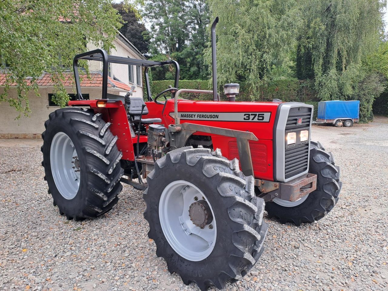 Massey Ferguson 375 Tractor €24,500