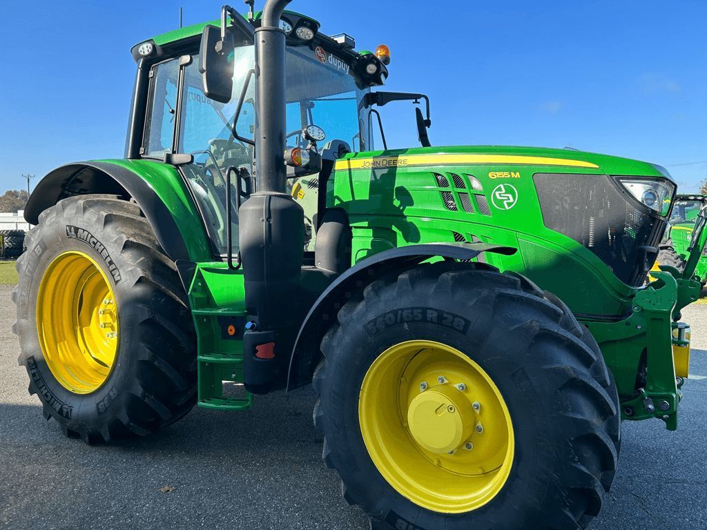 E-FARM: John Deere 6155 M - Tractor - id CW5ASAN - Año: 2023 - Horas: 300,Potencia del motor: 155,Francia