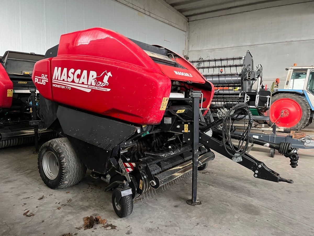 Mascar monster 770 cut plus Пресс-подборщик