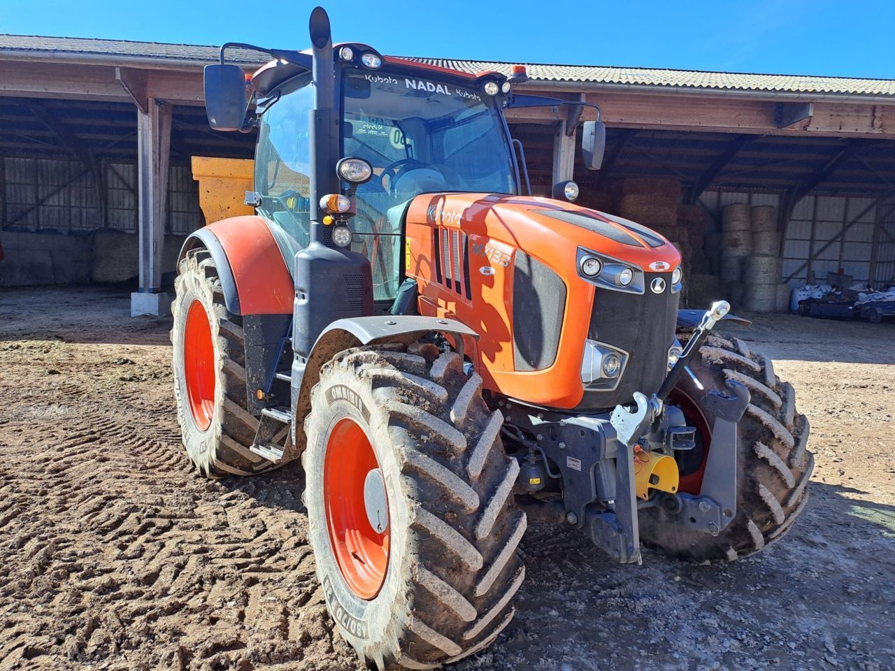 E-FARM: Kubota M7133 - Tractor - id PIDQTDW - Year of construction: 2020 - Engine hours: 2,800,Engine power (HP): 150,France