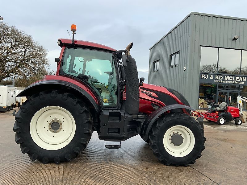 Valtra T154 Active Traktor 49.784 €