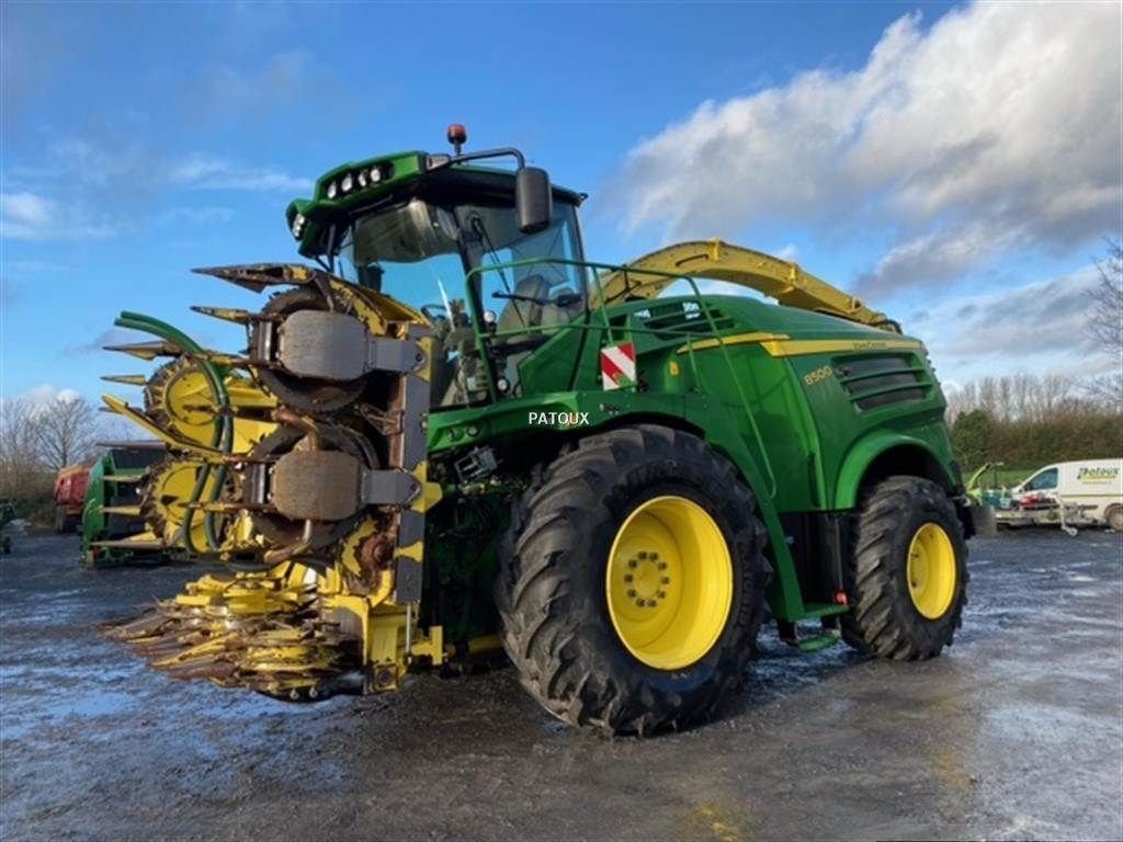 E-FARM: John Deere 8500 - Cosechadora de forraje autopropulsada - id GAFTVPI - 220.000 € - Año: 2016 - Horas: 2.800,Francia
