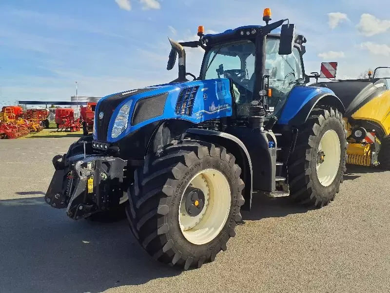 E-FARM: New Holland T8.410 AC - Traktor - id B283BCN - 175 000 € - Rok výroby: 2021 - Hodiny motoru: 2 065,Výkon motoru (HP): 374,Francie