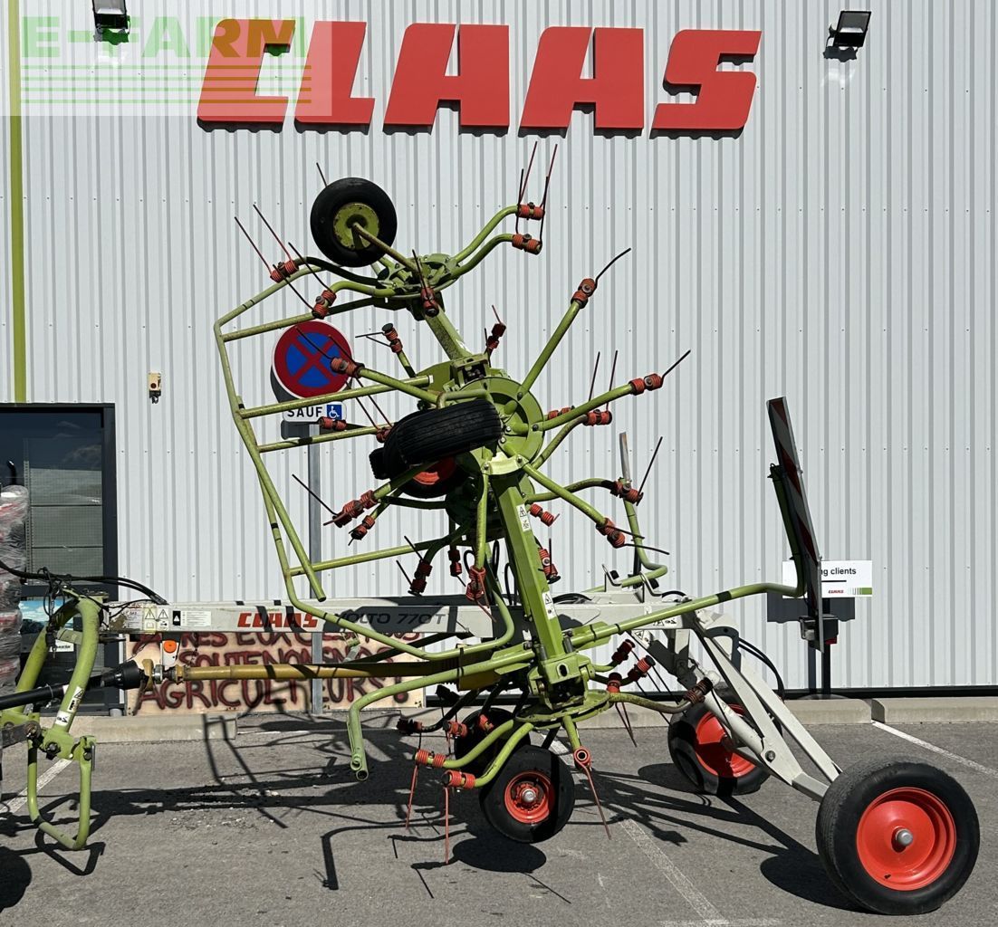 E-FARM: Claas Volto 770 T - Faneuse - id CBF9ZT8 - 6 000 € - Année: 2013 - France