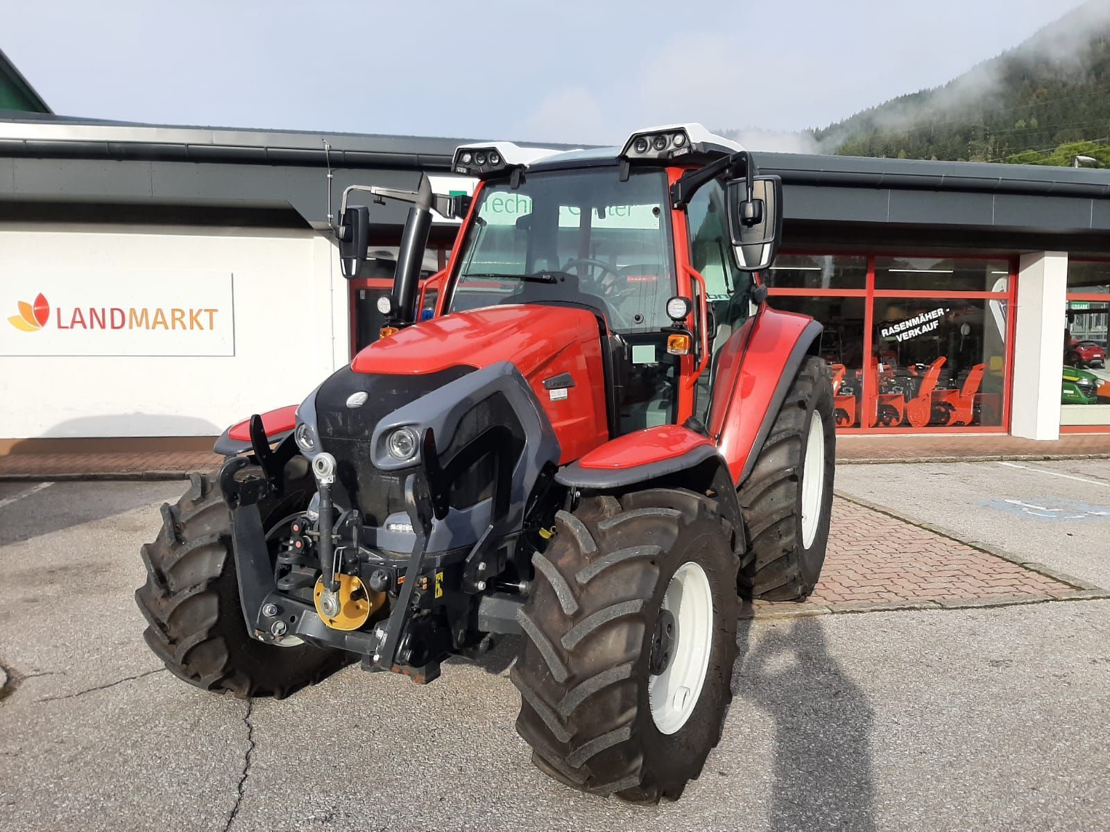 Lindner Lintrac 100 Traktor 94.159 €