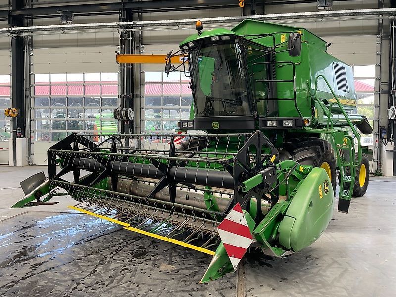 E-FARM: John Deere 1450 - Combine harvester - id 3FT79DC - €57,500 - Year of construction: 2007 - Engine hours: 2,820,Engine power (HP): 205,Germany