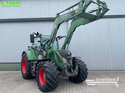 E-FARM: Fendt 720 Vario - Tractor - id CPR5Q7D - €79,885 - Year of construction: 2011 - Engine hours: 7,961,Engine power (HP): 204,Germany