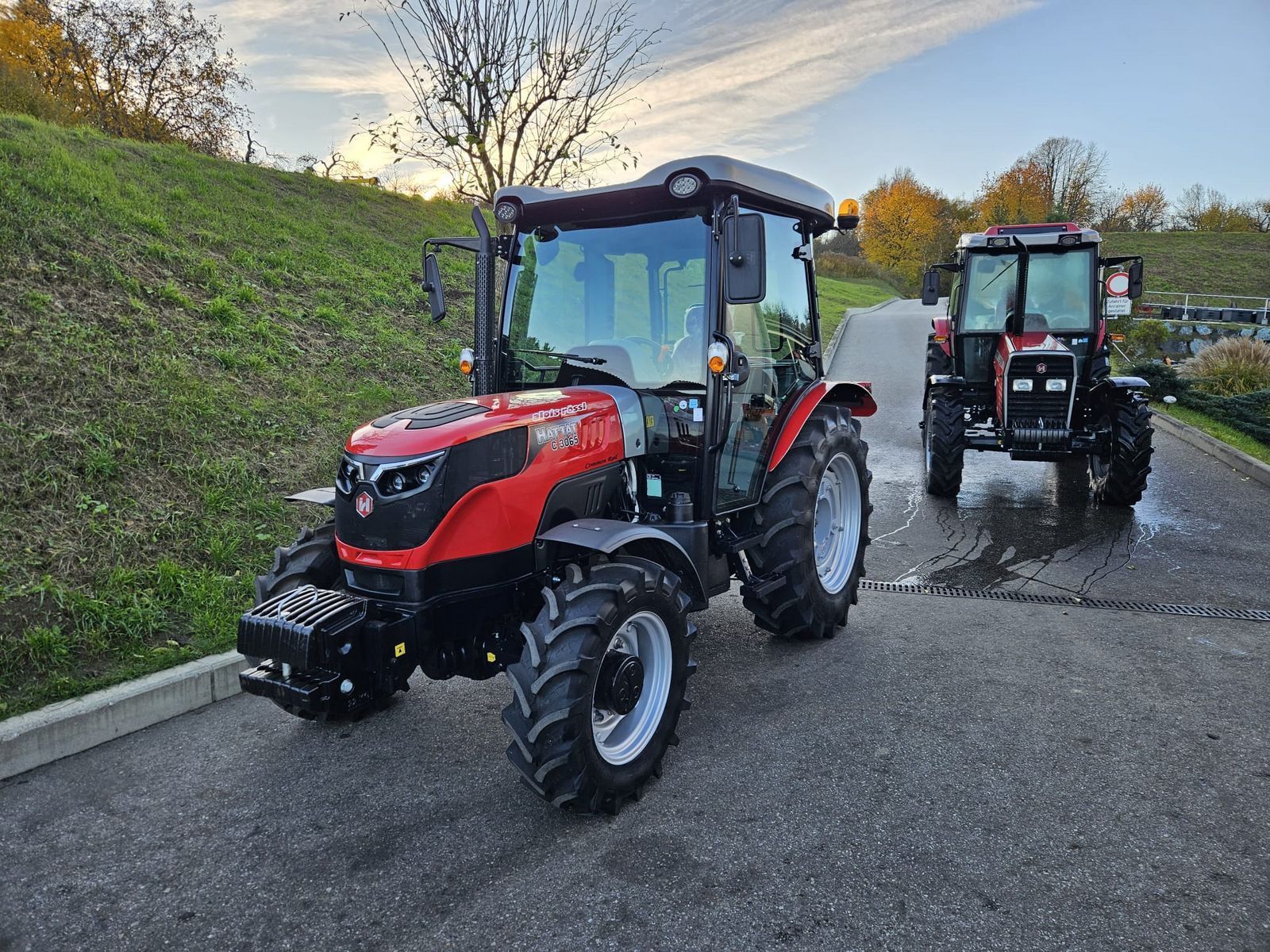 HATTAT c3065 Tractor €32,500